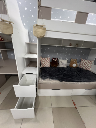 Кровать 3-х местная Квартет (цвет белый)