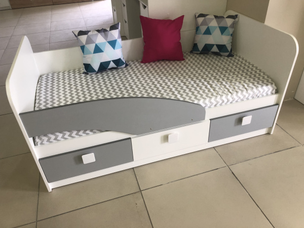 Кровать 160х80 Умка-5 (серебро+белый) 