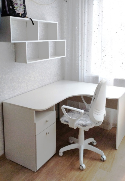 Стол угловой Умка (ширина 1400 мм)  от Династия Kids